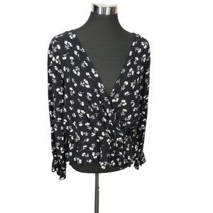 COCO and Shay Women's Plus Size Black Floral Bishop Sleeve V-neck Blouse Size 2X